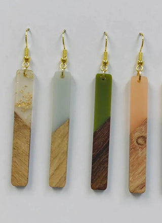 Resin Wood Earrings | Jewelry | Gold flakes |